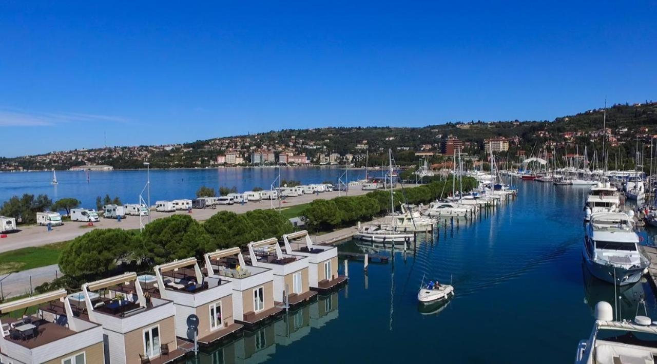 فيلا Floating Sea House Miramare بورتوروز المظهر الخارجي الصورة