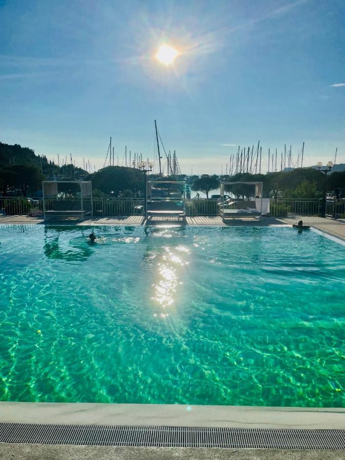فيلا Floating Sea House Miramare بورتوروز المظهر الخارجي الصورة